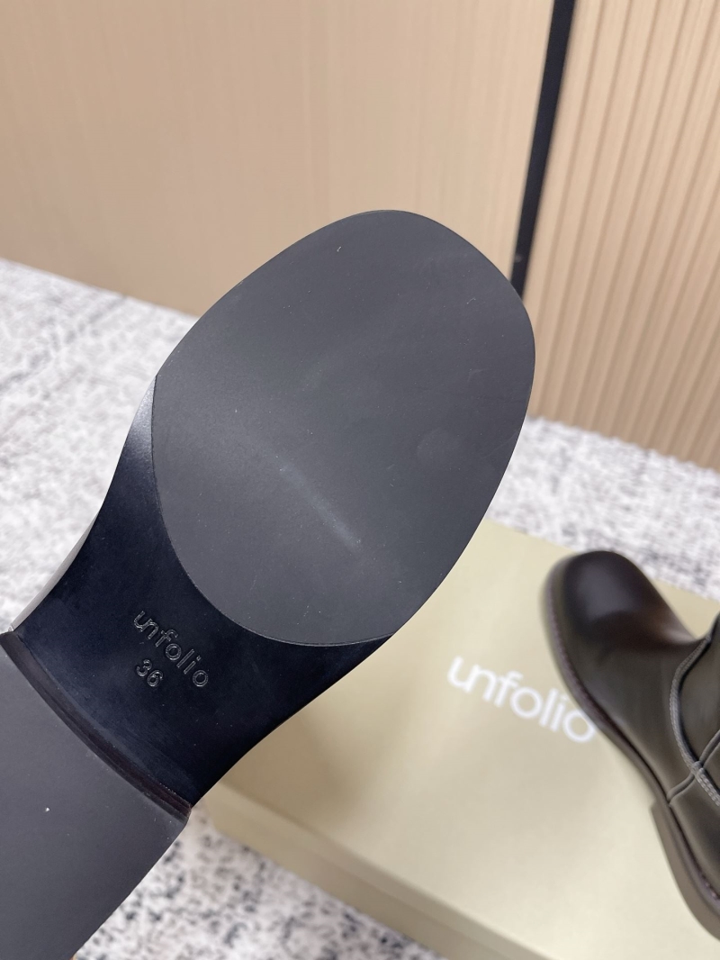 Unfolio Boots